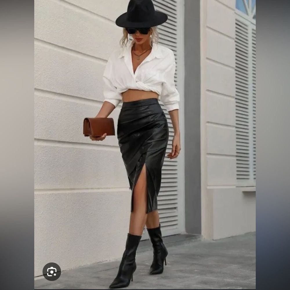 Industry Republic Black Faux Leather Ruched Side Midi Skirt 6